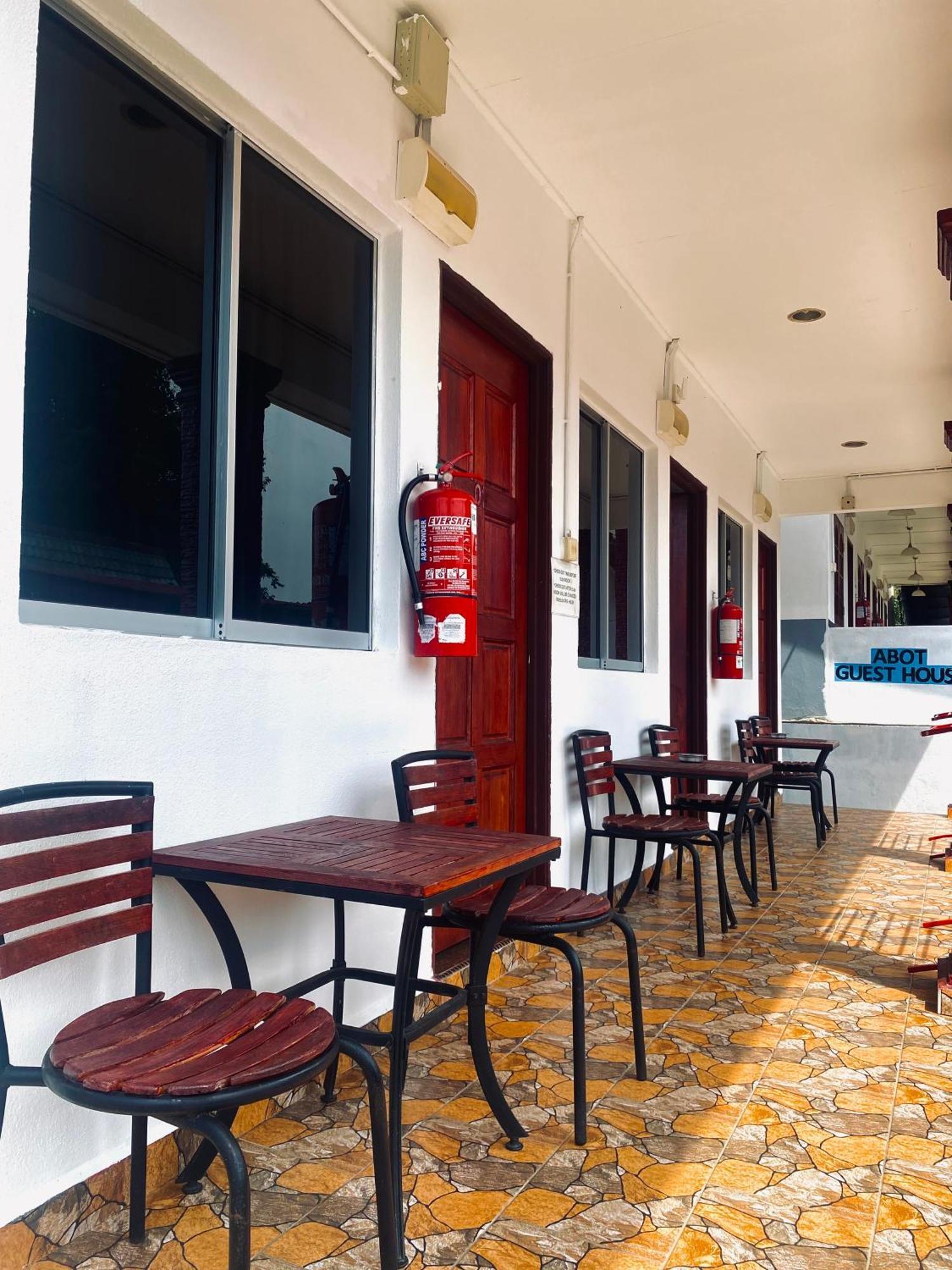 Abot Guest House Kuala Tahan Buitenkant foto