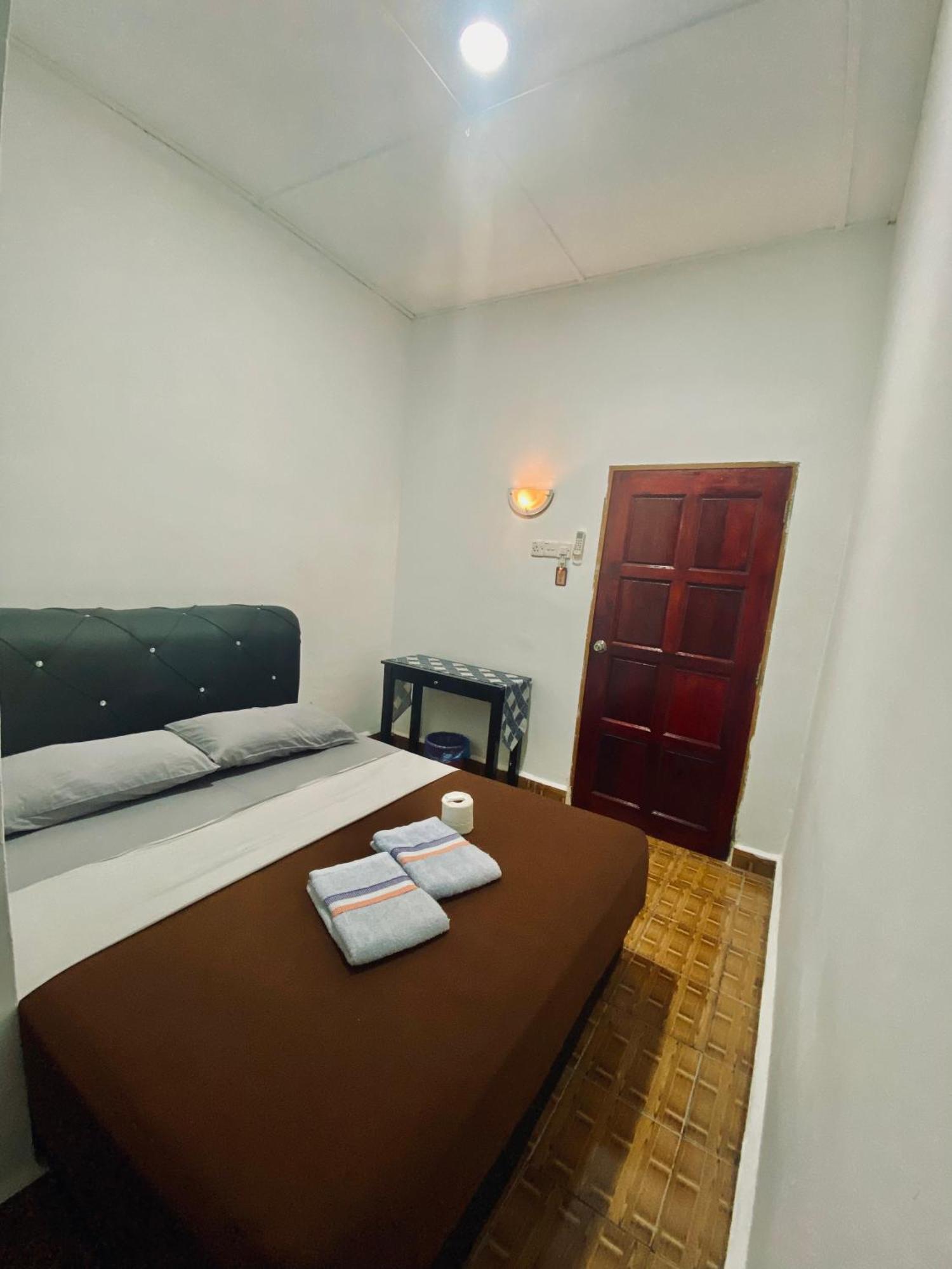 Abot Guest House Kuala Tahan Buitenkant foto