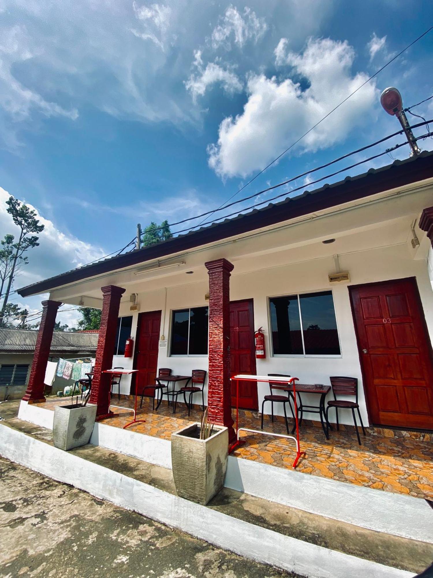 Abot Guest House Kuala Tahan Buitenkant foto